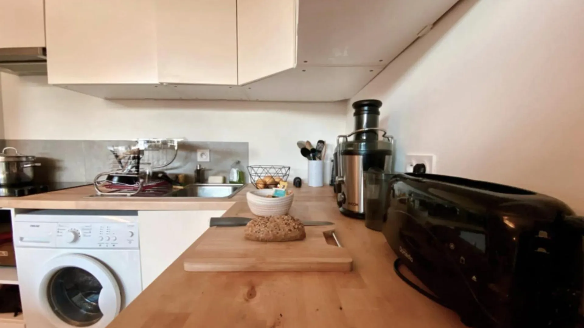 1-Bedroom Apartment Near The City Center Cagnes-sur-Mer